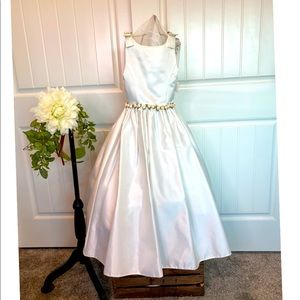 Beautiful Satin A-Line Peach Mini Rossette Dress